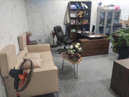 Sở hữu ngay biệt thự mặt tiền đường rộng 154m² chỉ 10.5 tỷ!